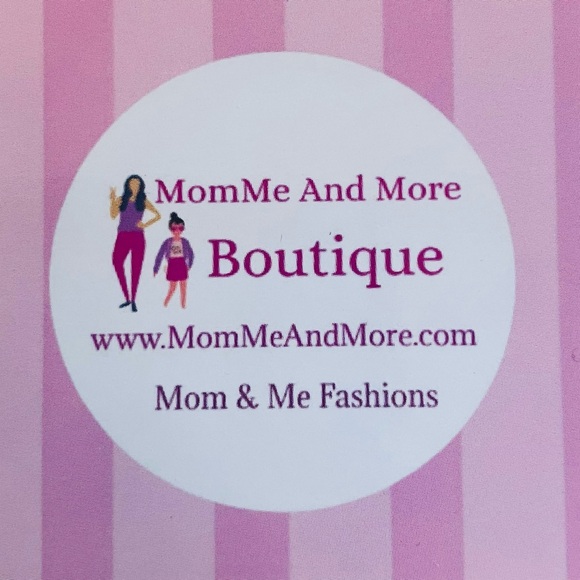 Small NEW Womens Split Black Black Top, Short Sleeve Asymmetric Shirt - Picture 4 of 4